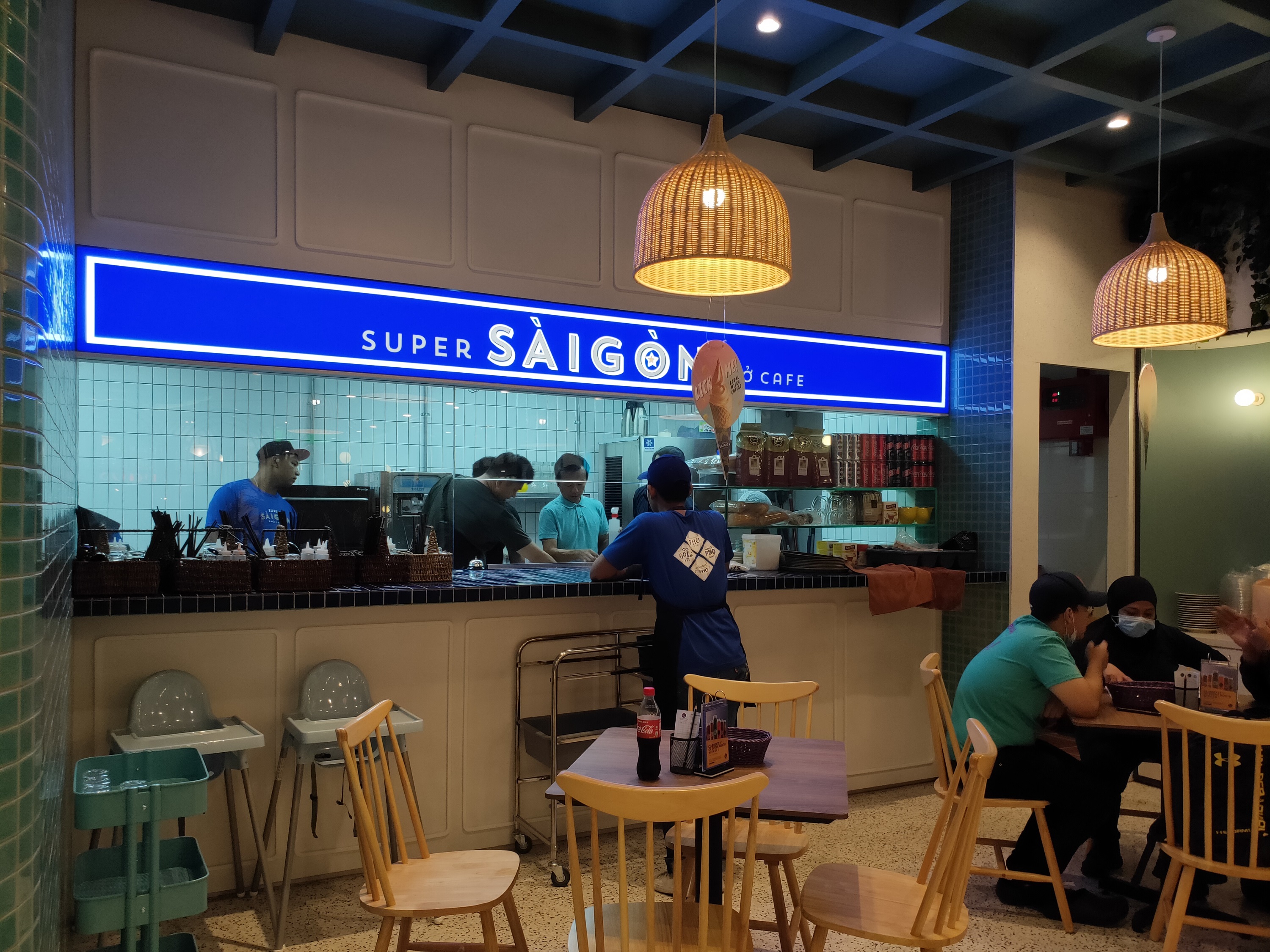 La Juiceria Superfoods x Super Saigon